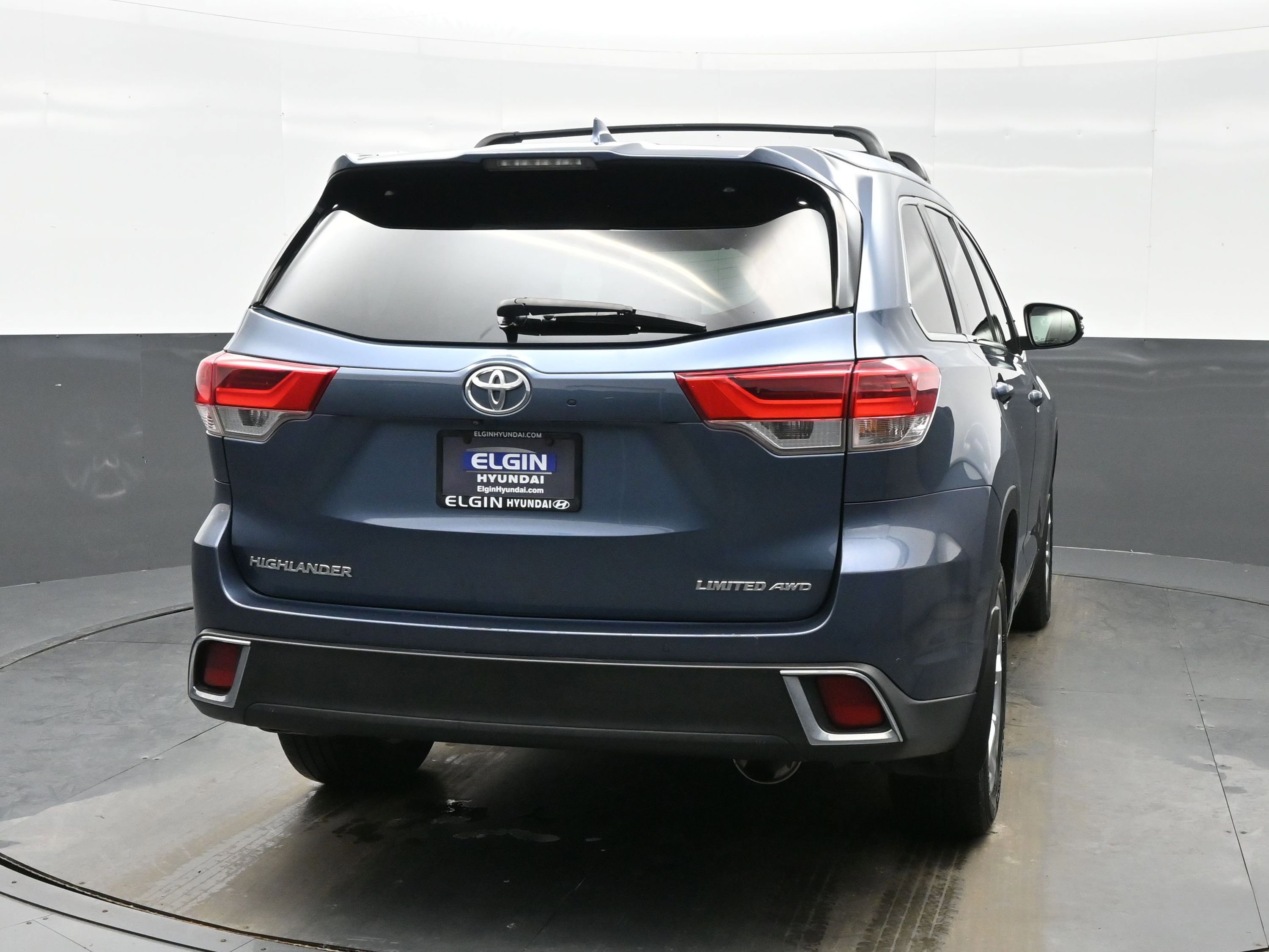 Used 2017 Toyota Highlander Limited image 5