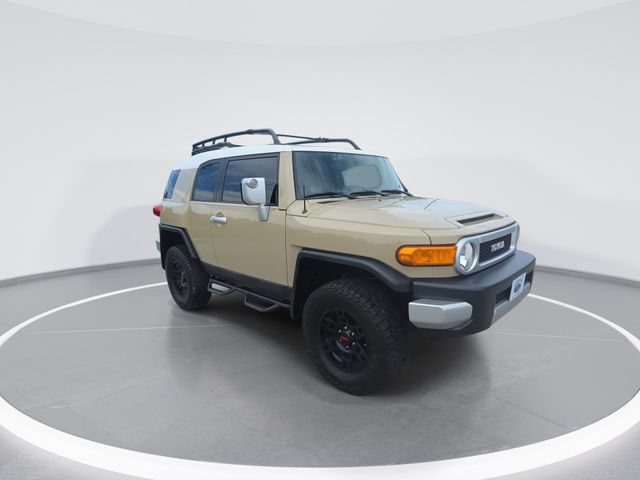 Used 2014 Toyota FJ Cruiser 4WD w/ Upgrade Package video 2
