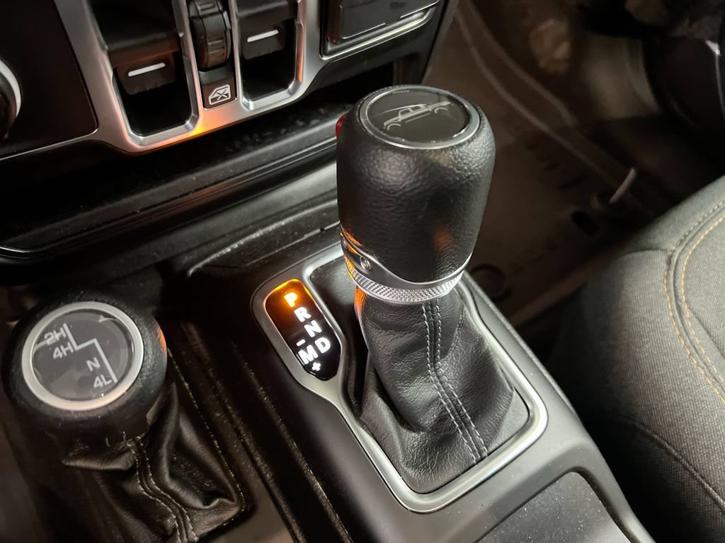 New 2026 Jeep Gladiator Sport AWD/4WD image 17