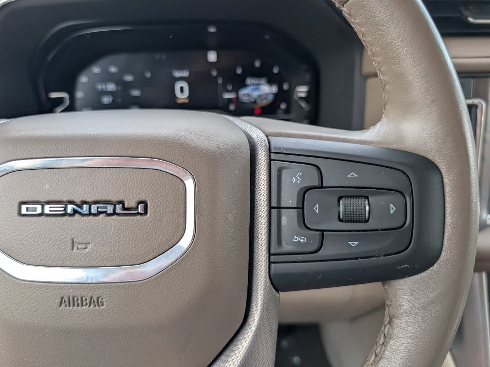 Used 2022 GMC Yukon XL Denali w/ Max Trailering Package AWD/4WD image 26