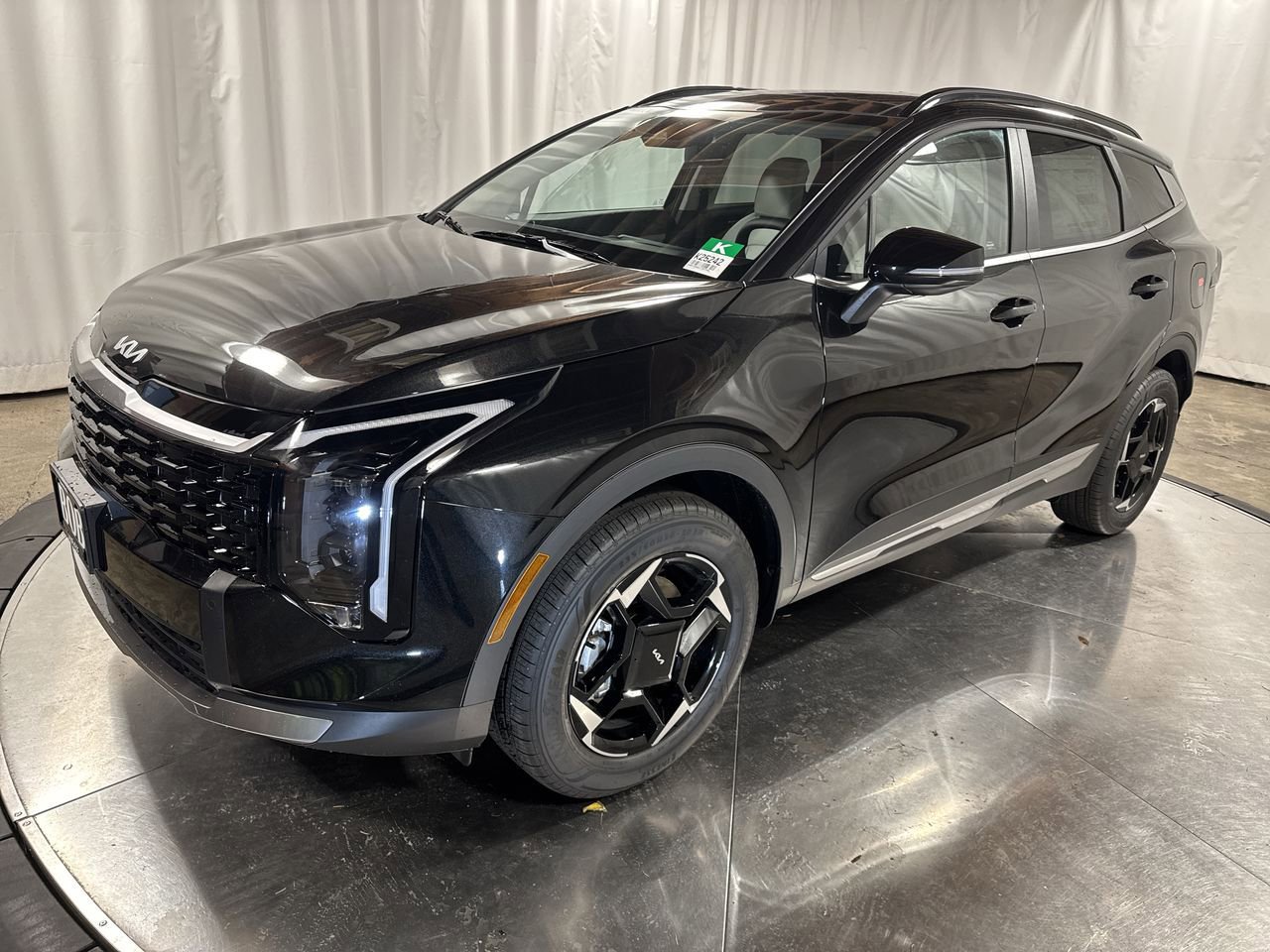 New 2026 Kia Sportage EX w/ EX Panoramic Sunroof Package