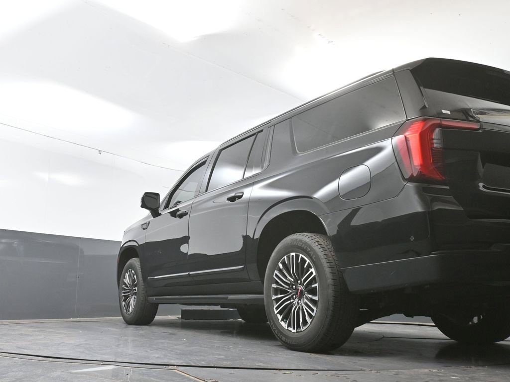 Used 2025 GMC Yukon XL Elevation AWD/4WD image 58