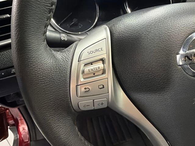 Used 2015 Nissan Rogue SL w/ SL Premium Package AWD/4WD image 17