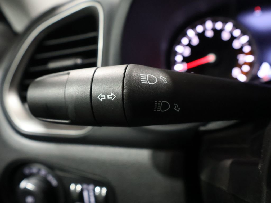 Used 2022 Jeep Renegade Latitude image 36