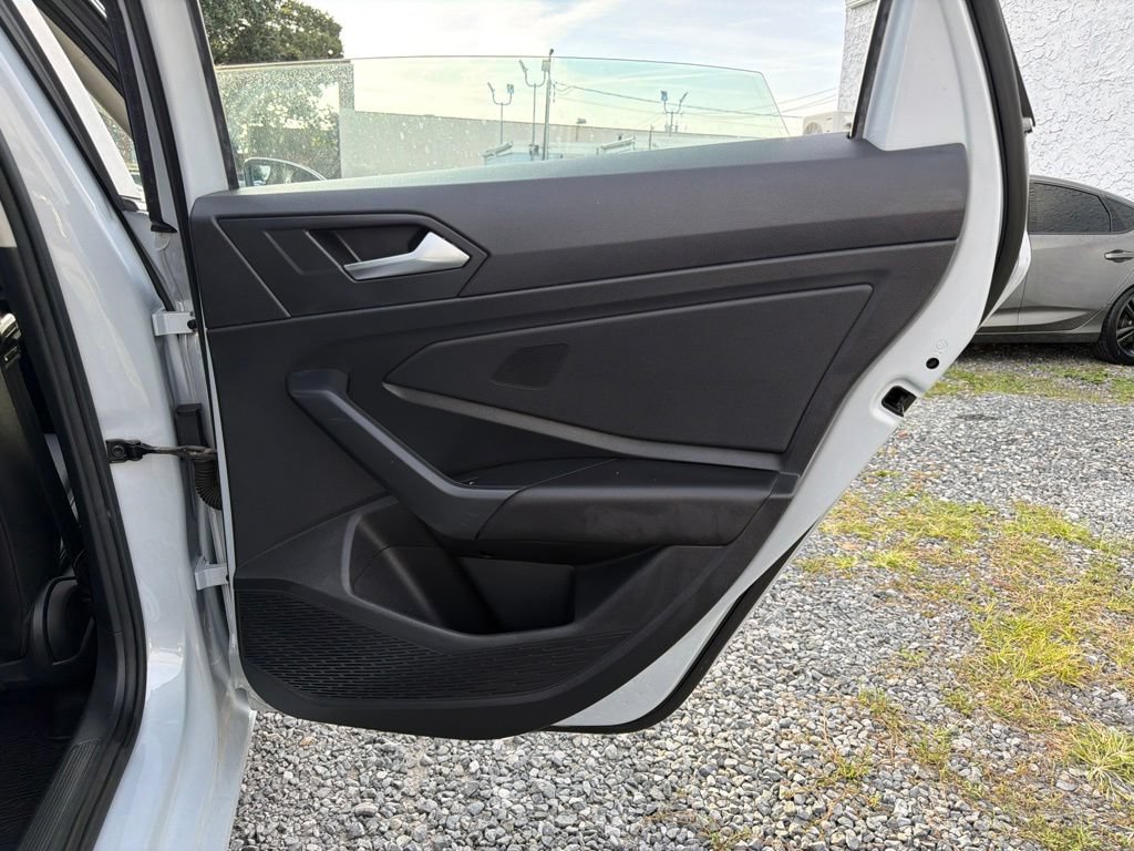Used 2019 Volkswagen Jetta SE FWD image 22