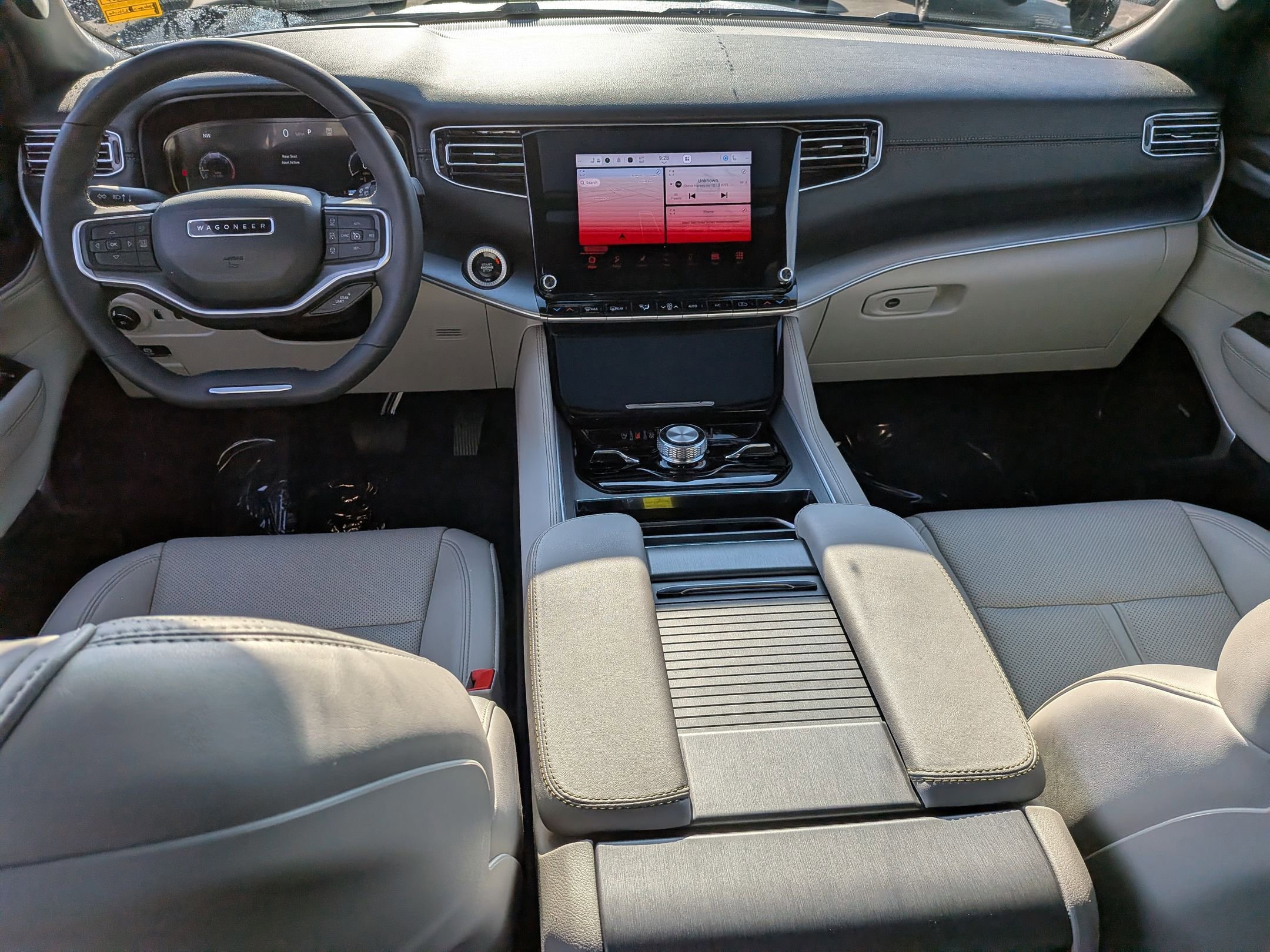 Certified 2025 Jeep Wagoneer Series III w/ Premium Group I image 24