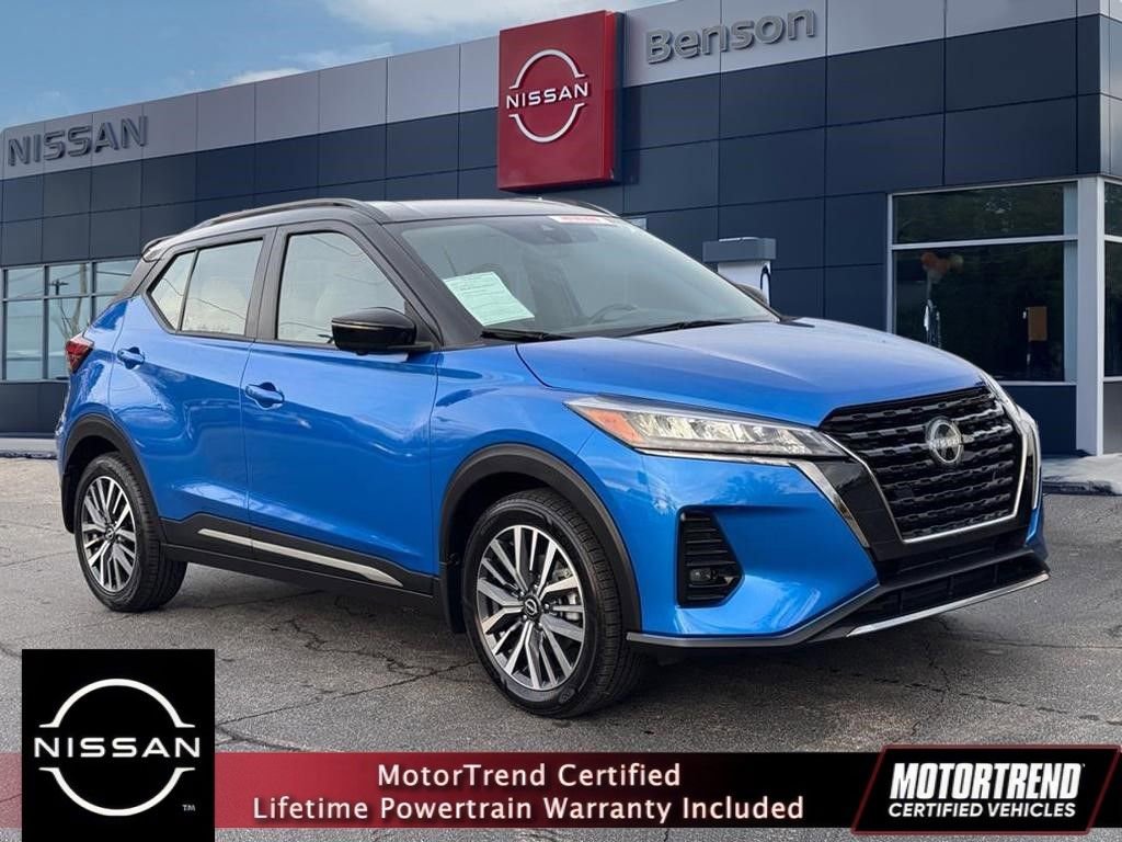 Certified 2023 Nissan Kicks SR w/ SR Premium Package image 1