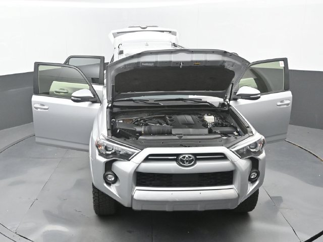Used 2024 Toyota 4Runner TRD Off-Road Premium w/ Moonroof Package AWD/4WD image 35