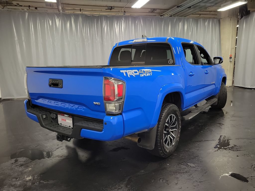 Used 2020 Toyota Tacoma TRD Sport AWD/4WD image 8