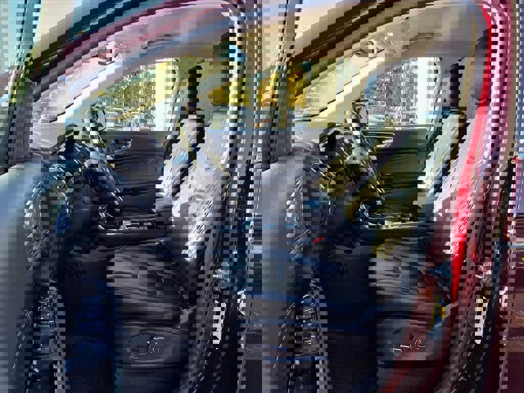 Certified 2019 Ford Edge Titanium w/ Cold Weather Package image 14