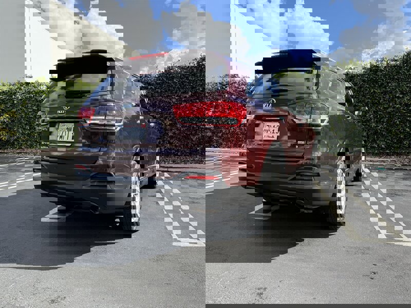 Used 2017 Kia Sorento LX w/ LX Convenience Package image 11