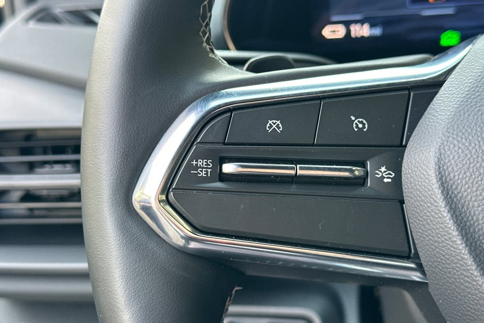 Used 2026 Chevrolet Silverado EV LT image 28