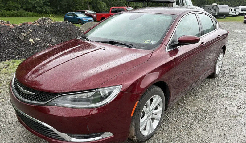 Used 2016 Chrysler 200 Limited Platinum w/ Comfort & Convenience Group FWD image 3