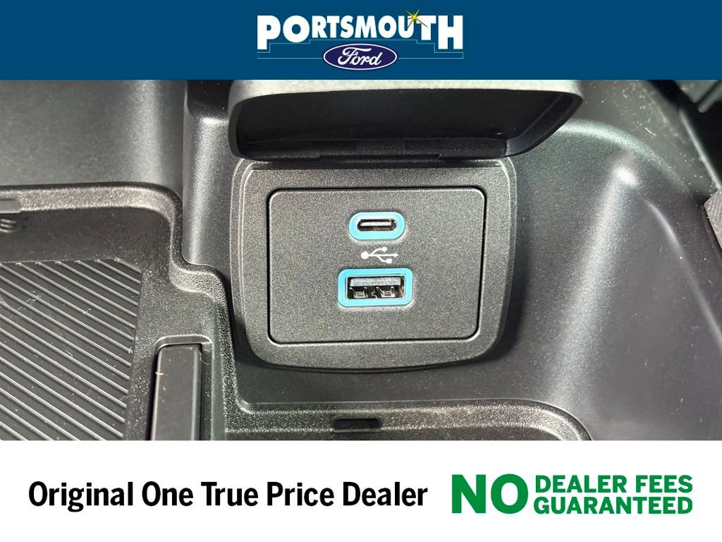 New 2025 Ford Bronco Badlands image 16