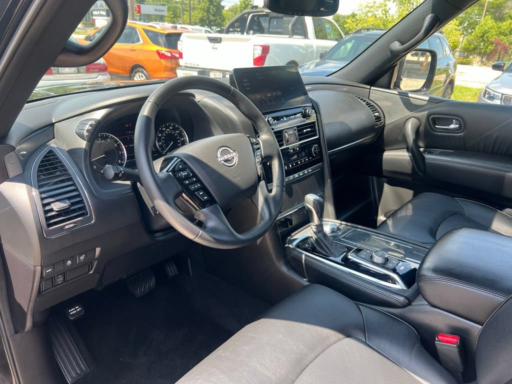 Certified 2023 Nissan Armada SL w/ Midnight Edition Package AWD/4WD image 6