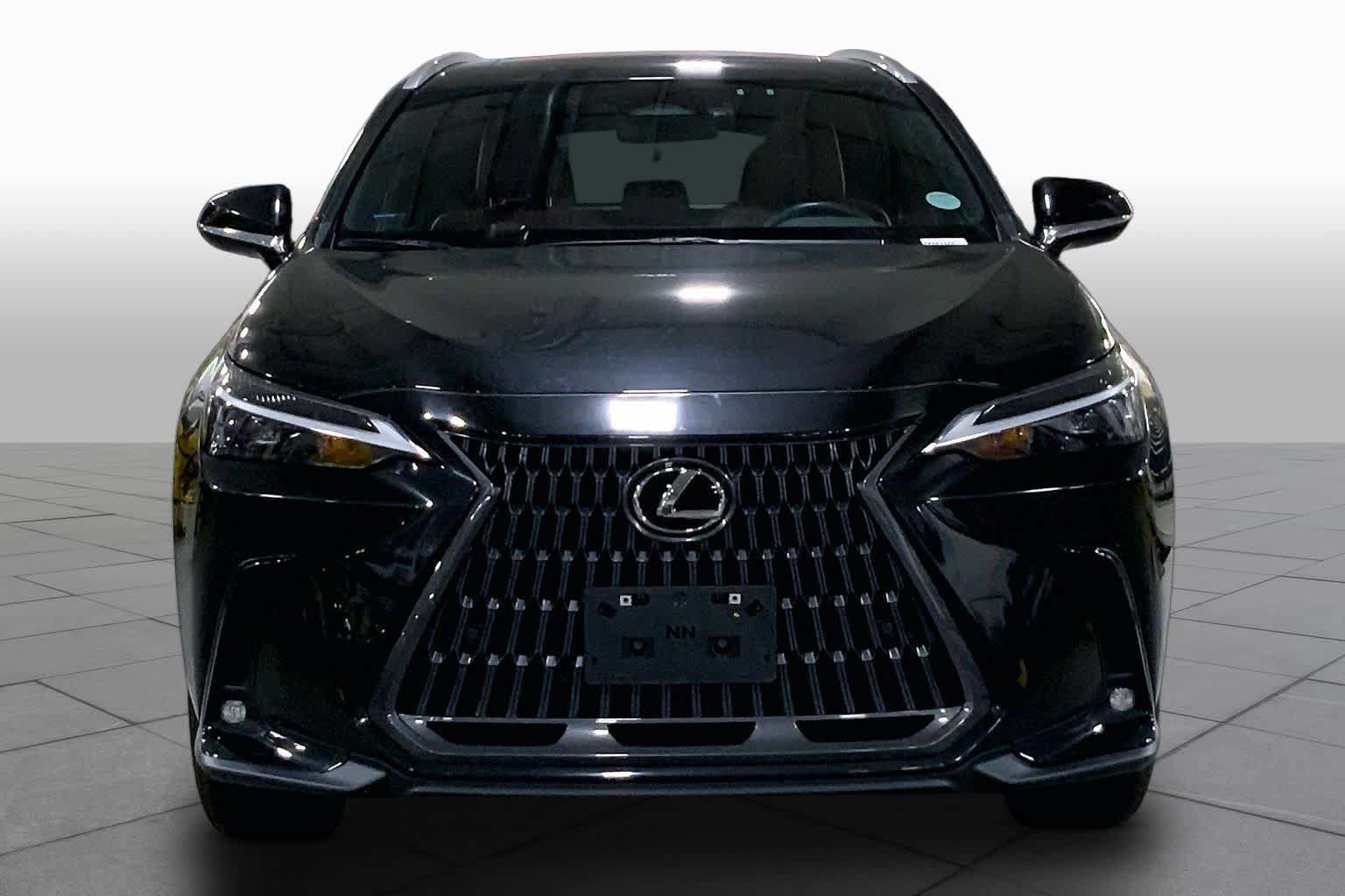 Certified 2025 Lexus NX 350 AWD w/ Accessory Package (2T) image 4