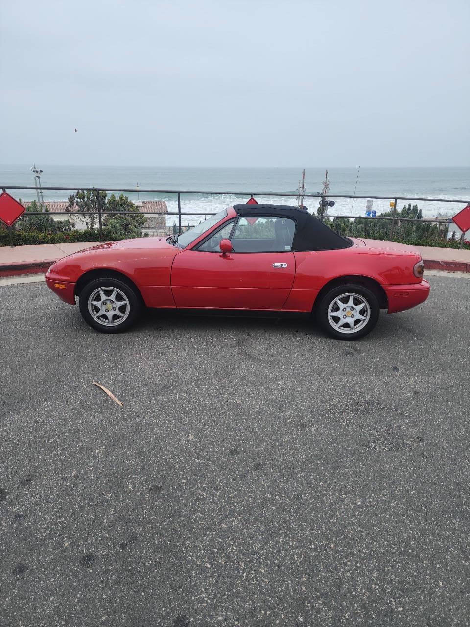 Used 1997 MAZDA MX-5 Miata M-Edition RWD image 16