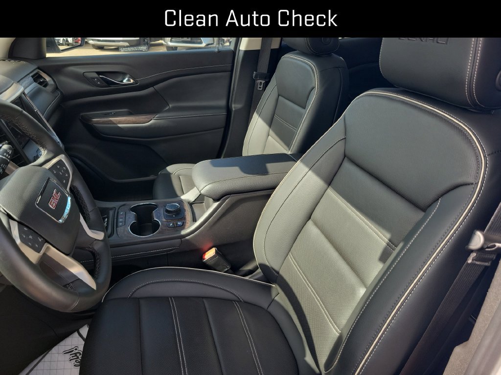 Used 2023 GMC Acadia Denali w/ Denali Ultimate Package AWD/4WD image 6