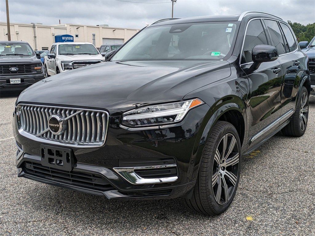 Certified 2023 Volvo XC90 T8 Plus w/ Protection Package Premier image 8