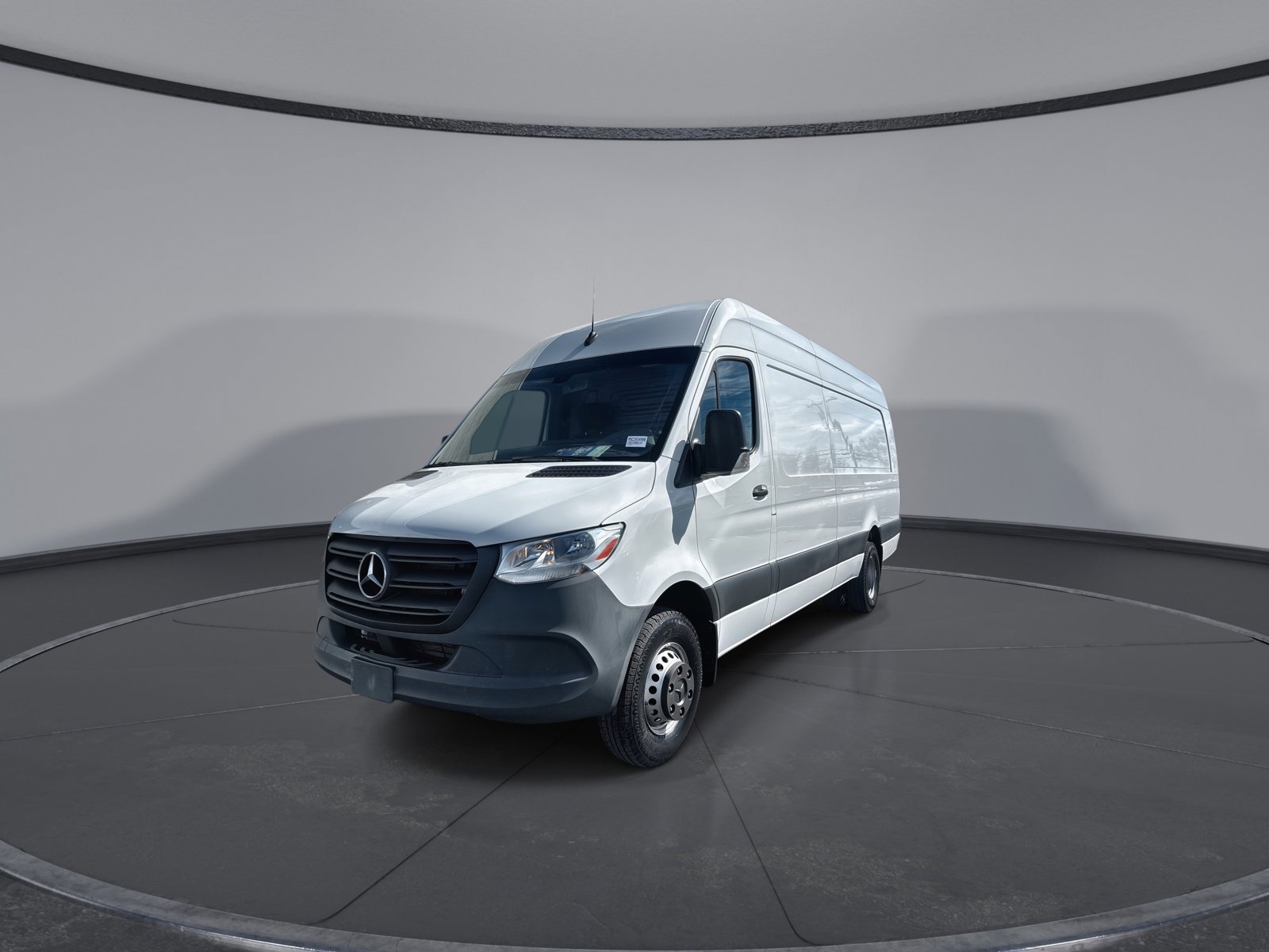 Used 2023 Mercedes-Benz Sprinter 3500 image 10