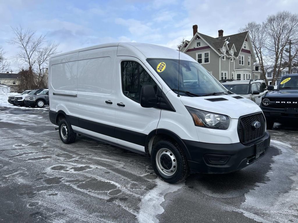 Used 2023 Ford Transit 250 Medium Roof image 3