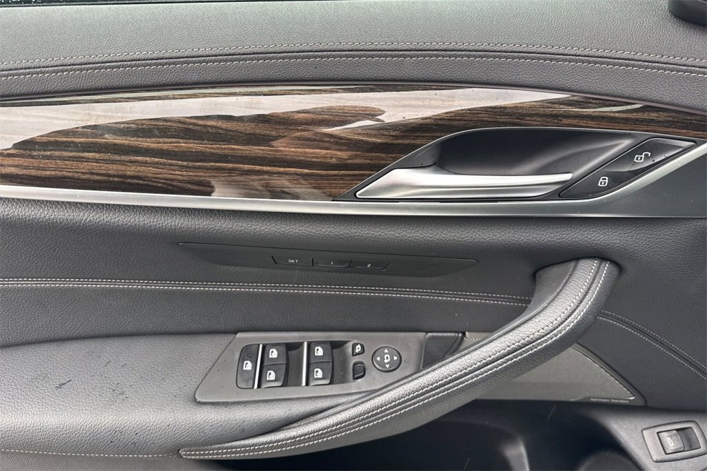 Used 2023 BMW M550i xDrive image 14