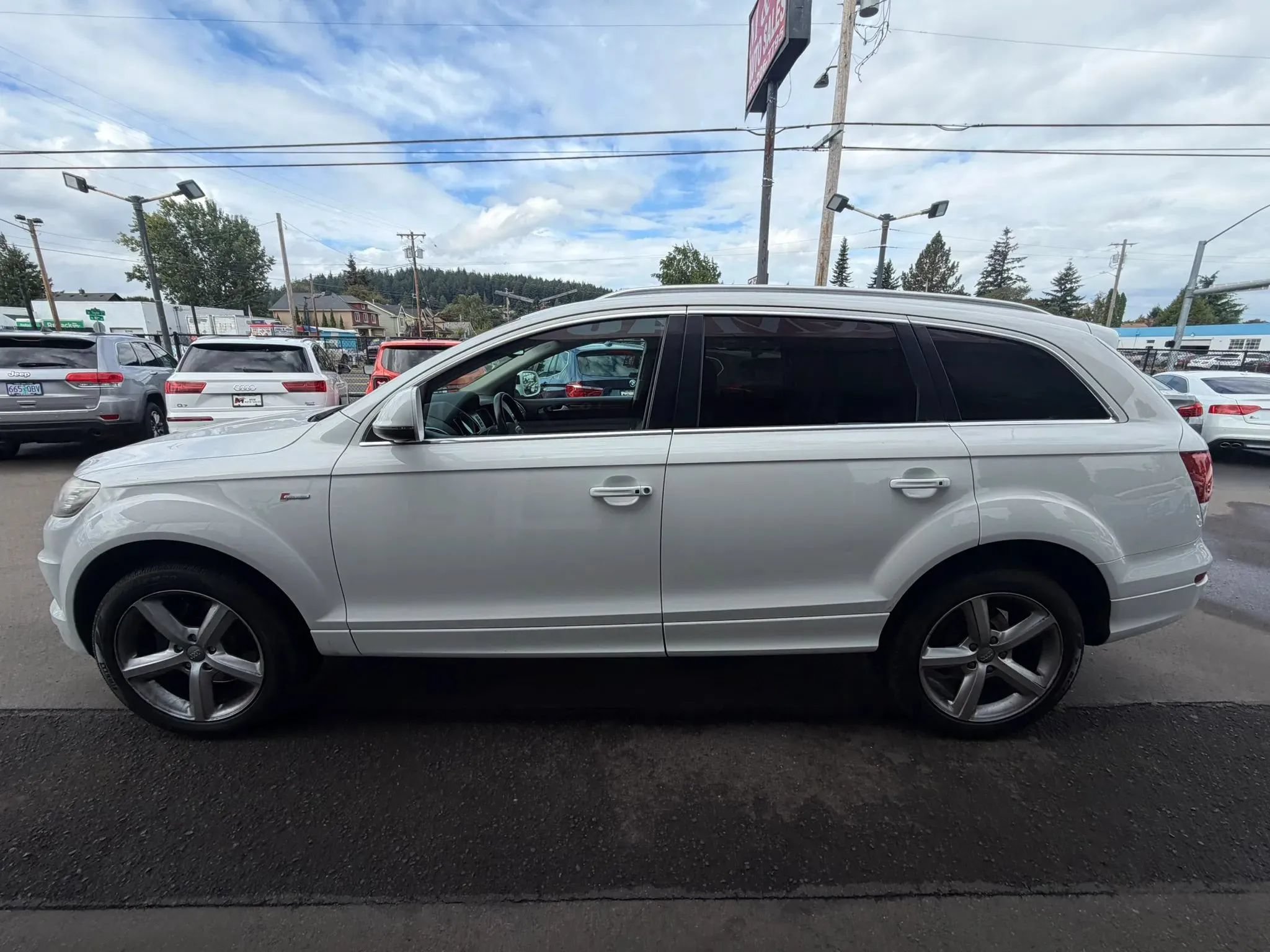 Used 2014 Audi Q7 3.0T S line Prestige w/ Towing Package AWD/4WD image 9