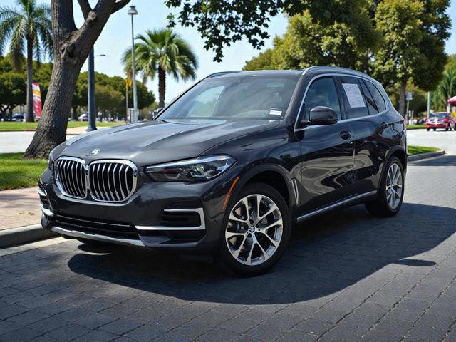Used 2023 BMW X5 sDrive40i w/ Climate Comfort Package video 2