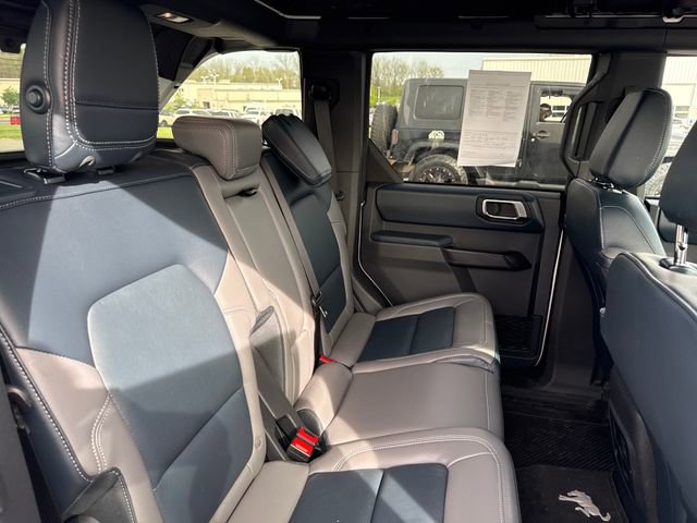 Used 2024 Ford Bronco Outer Banks AWD/4WD image 14