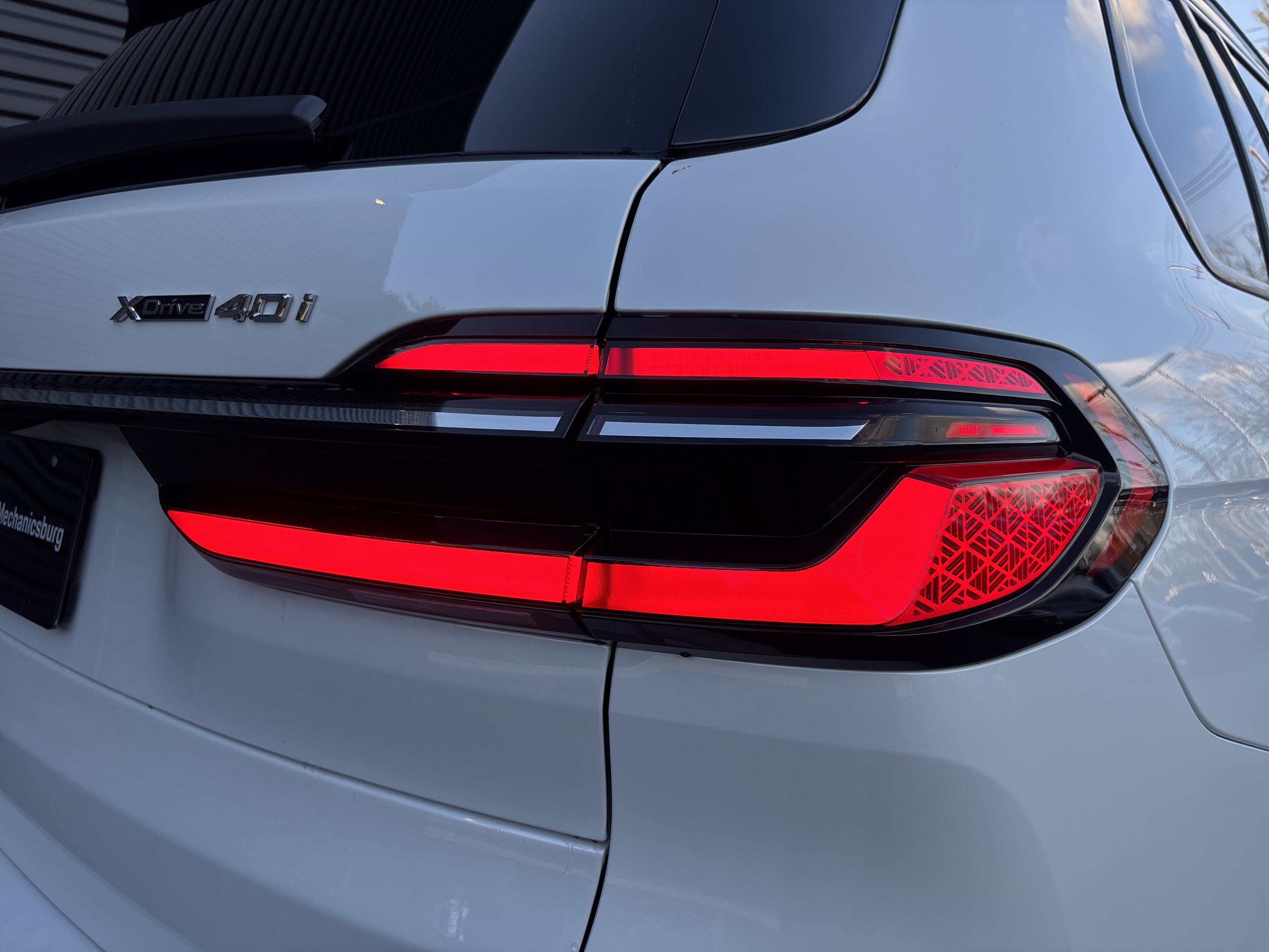 Used 2026 BMW X7 xDrive40i w/ M Sport Package image 22