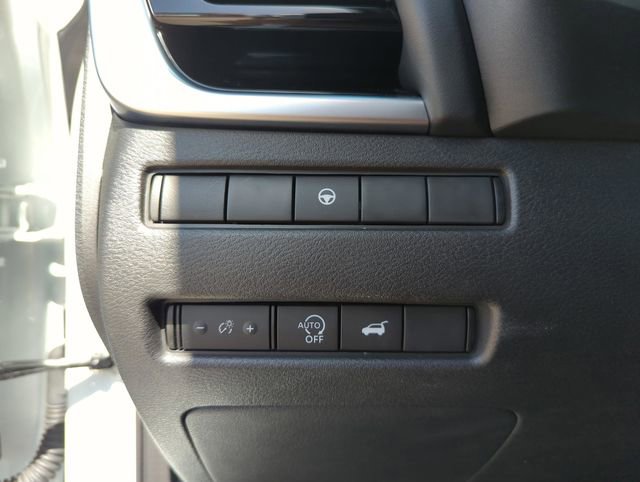 Certified 2024 Nissan Rogue SL image 38