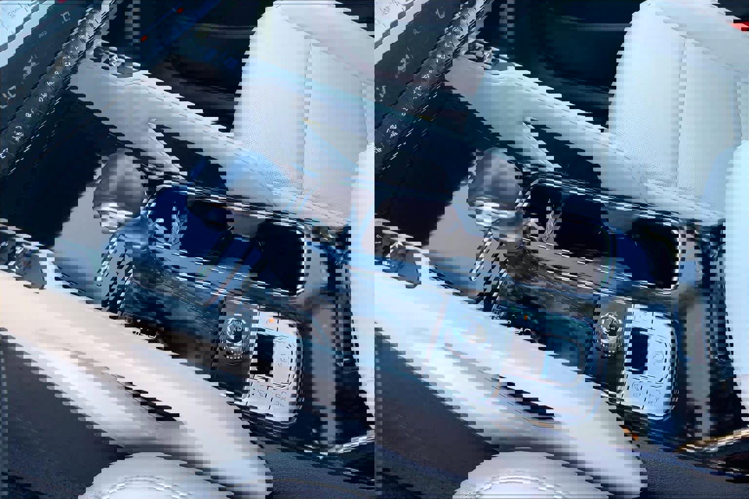 Used 2024 Kia Telluride S image 15