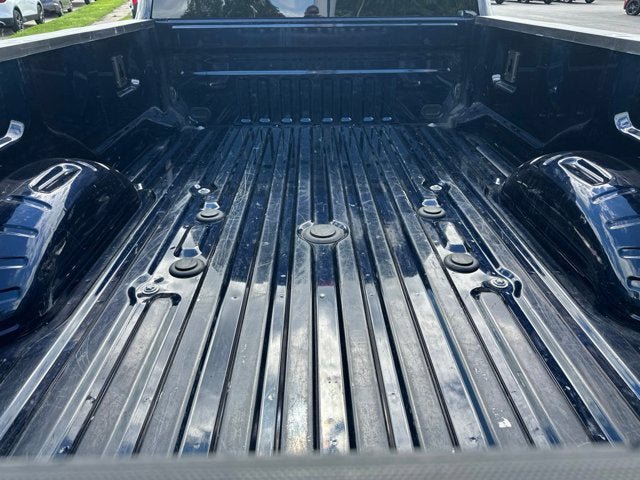 Certified 2022 Ford F450 Platinum w/ FX4 Off-Road Package AWD/4WD image 9