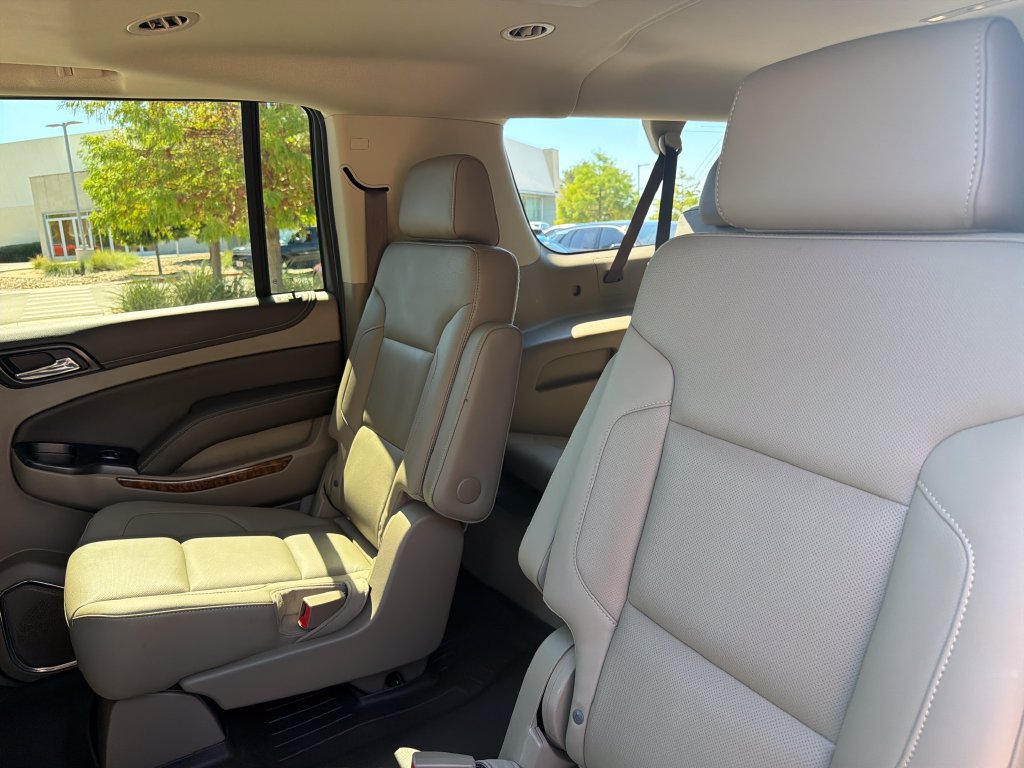 Used 2020 Chevrolet Suburban Premier RWD image 33
