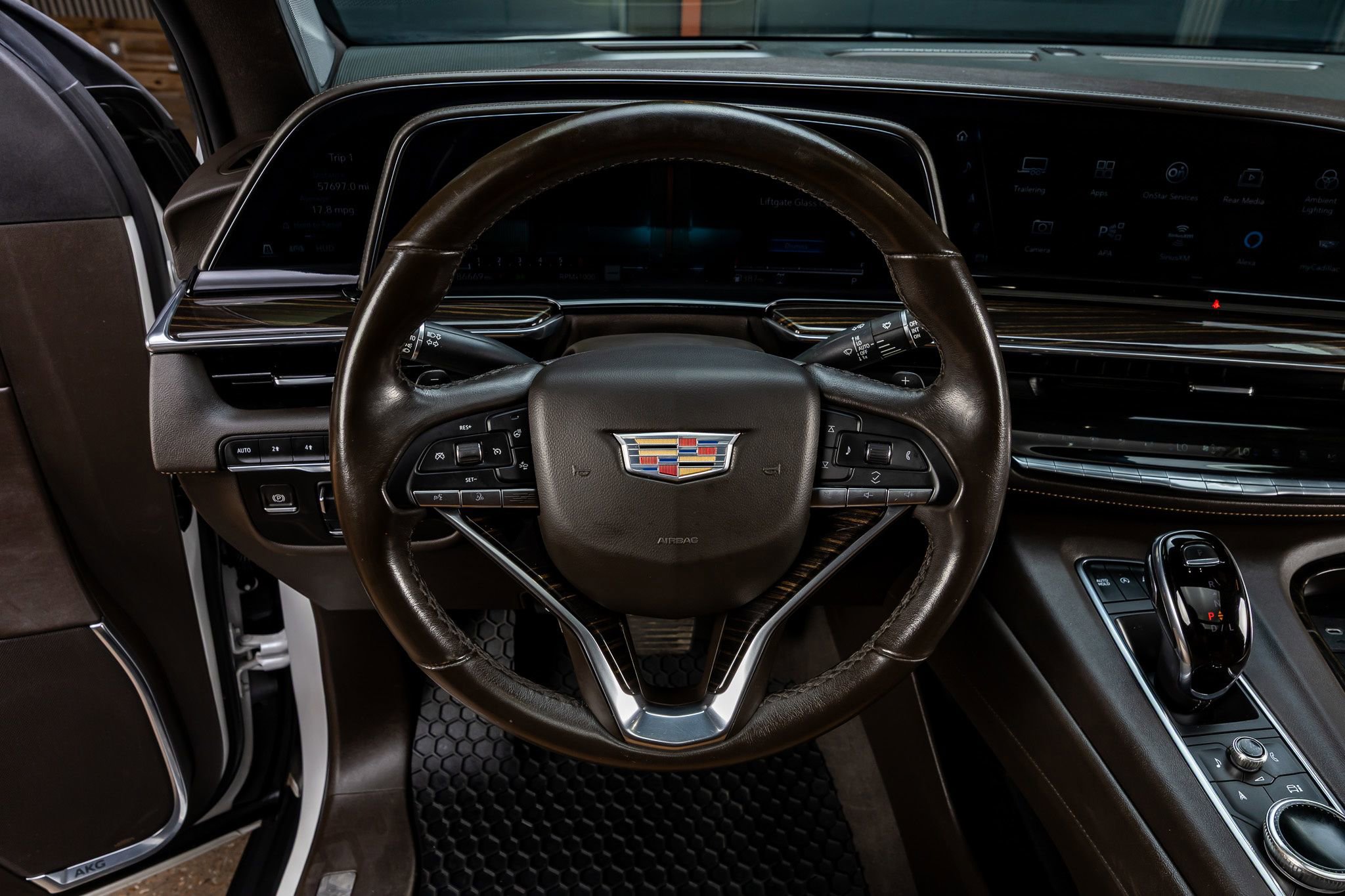 Used 2021 Cadillac Escalade ESV Sport w/ Driver Assist Tech Package AWD/4WD image 15