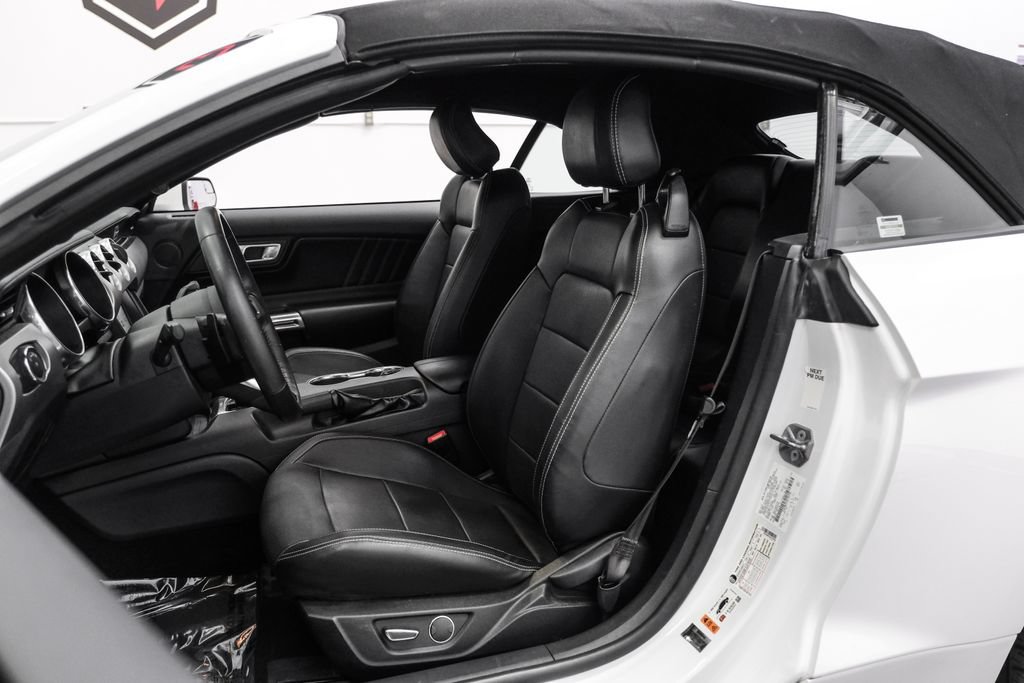 Used 2018 Ford Mustang GT Premium RWD image 26