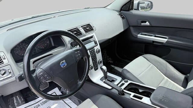 Used 2011 Volvo C30 T5 w/ Preferred Pkg FWD image 15