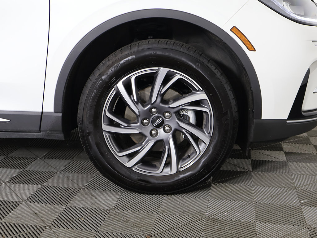Used 2024 Lincoln Corsair AWD image 21
