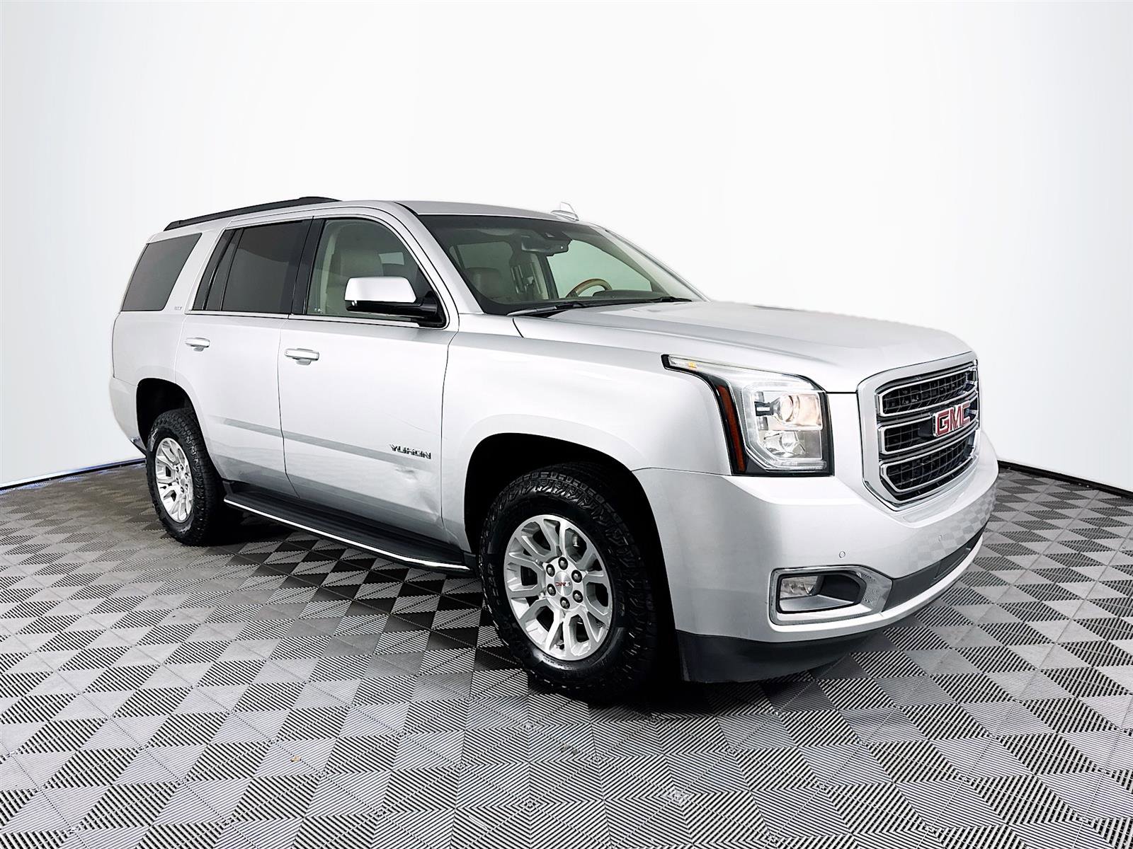 Used 2017 GMC Yukon SLT
