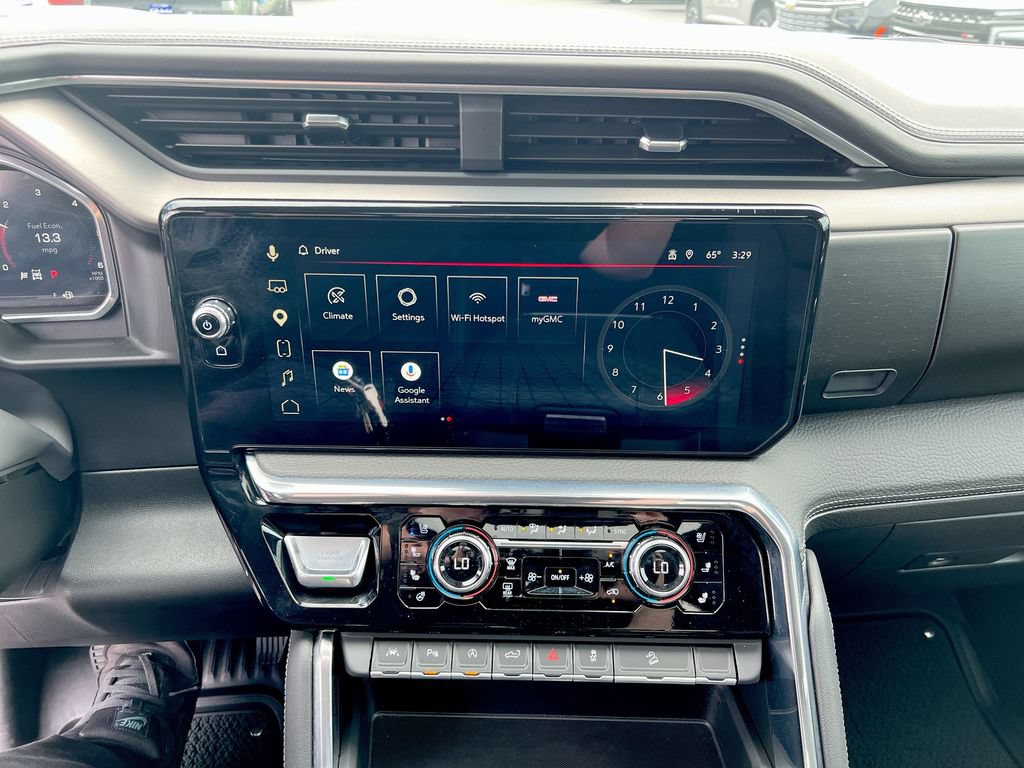 Used 2026 GMC Sierra 1500 Denali w/ Technology Package AWD/4WD image 13