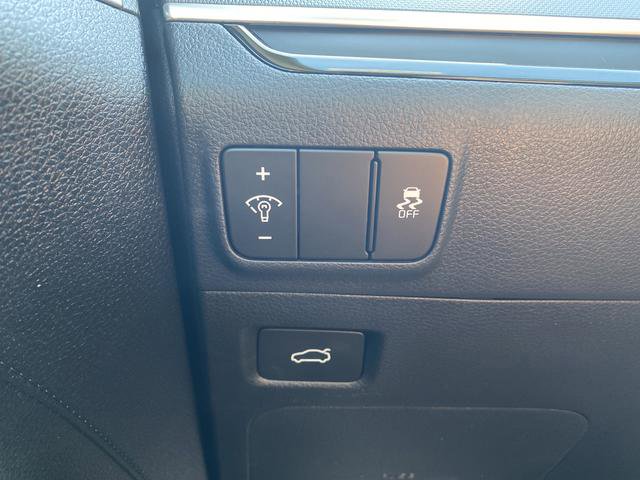 New 2026 Kia K5 LXS image 22