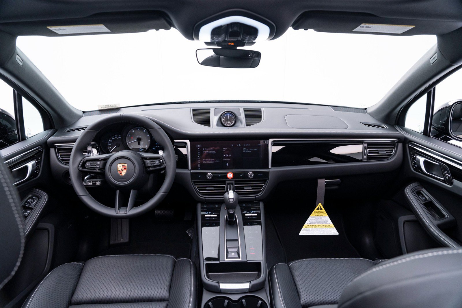 New 2025 Porsche Macan S image 18