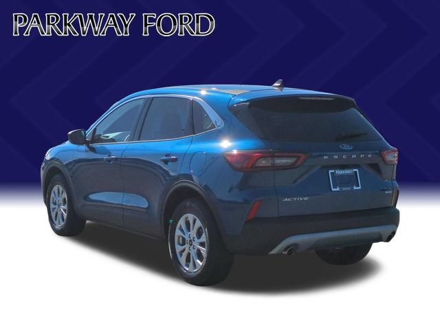Used 2023 Ford Escape Active AWD/4WD image 3