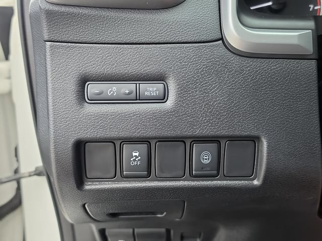 Certified 2020 Nissan Murano SV w/ Premium Package FWD image 28