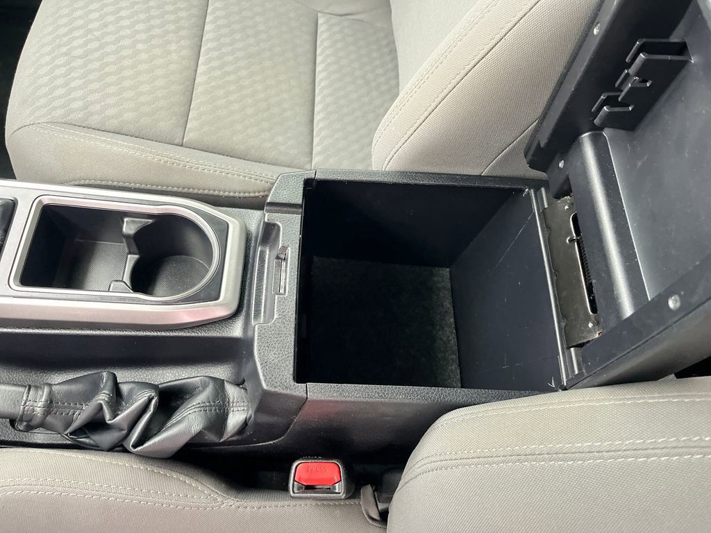 Certified 2022 Toyota Tacoma SR5 image 28