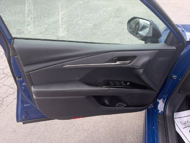 Used 2026 Toyota Camry SE FWD image 10