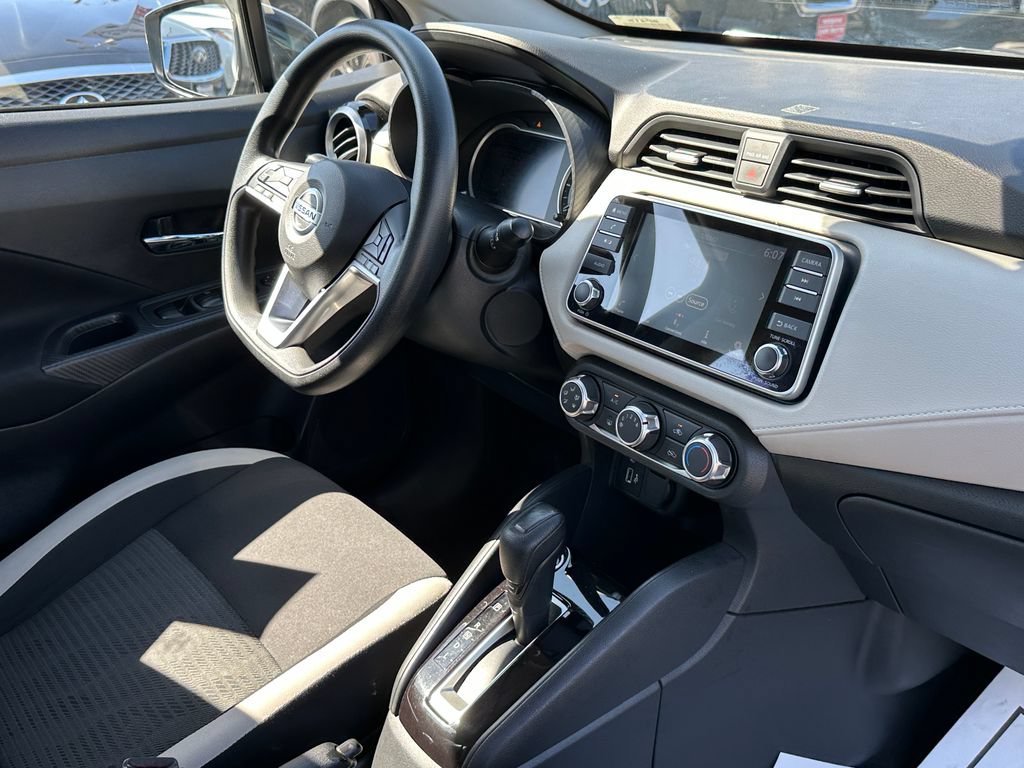 Used 2022 Nissan Versa SV w/ Trunk Package FWD image 15