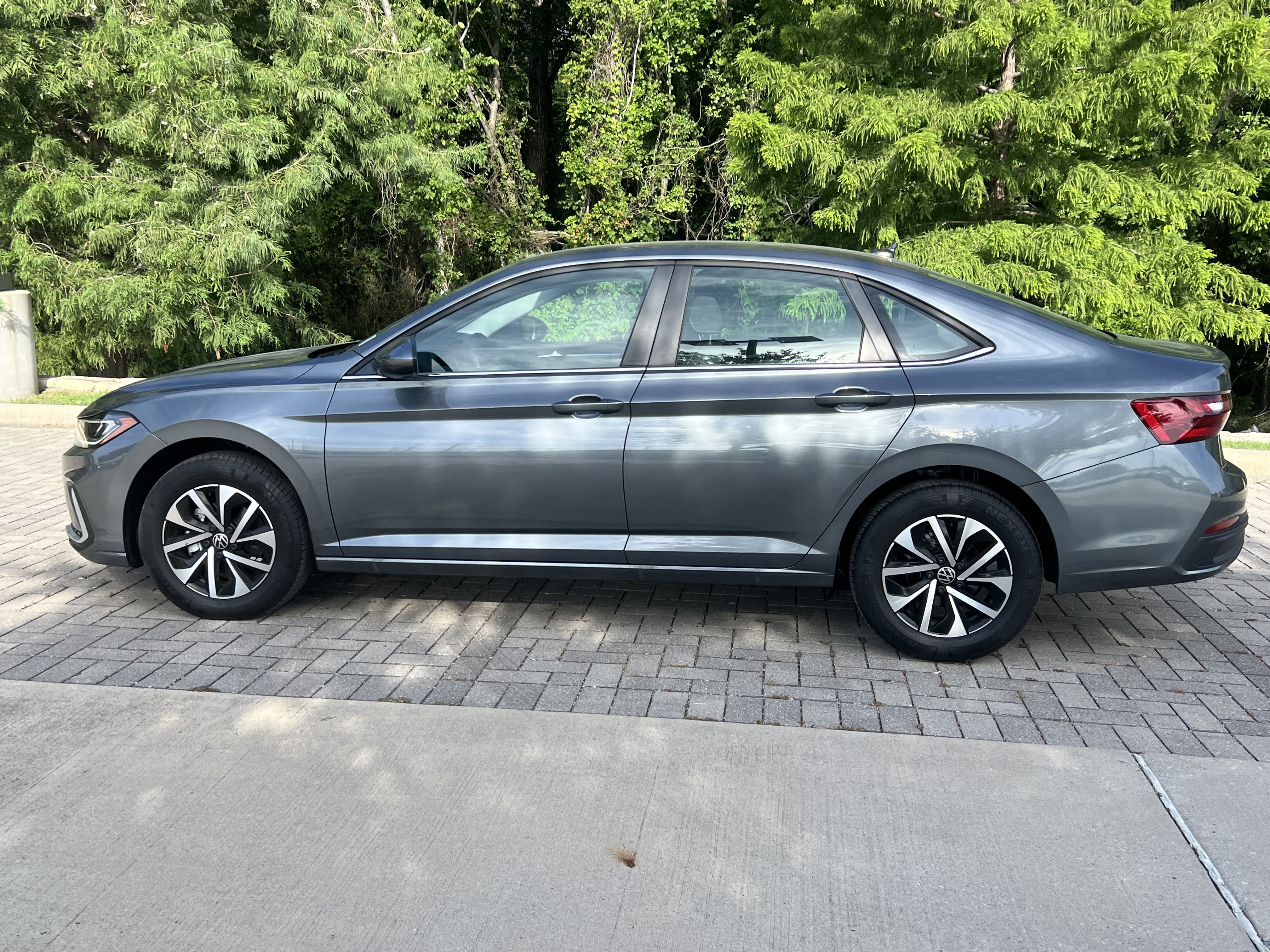 Certified 2025 Volkswagen Jetta S FWD image 7