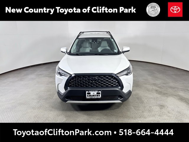 Used 2022 Toyota Corolla Cross LE image 8