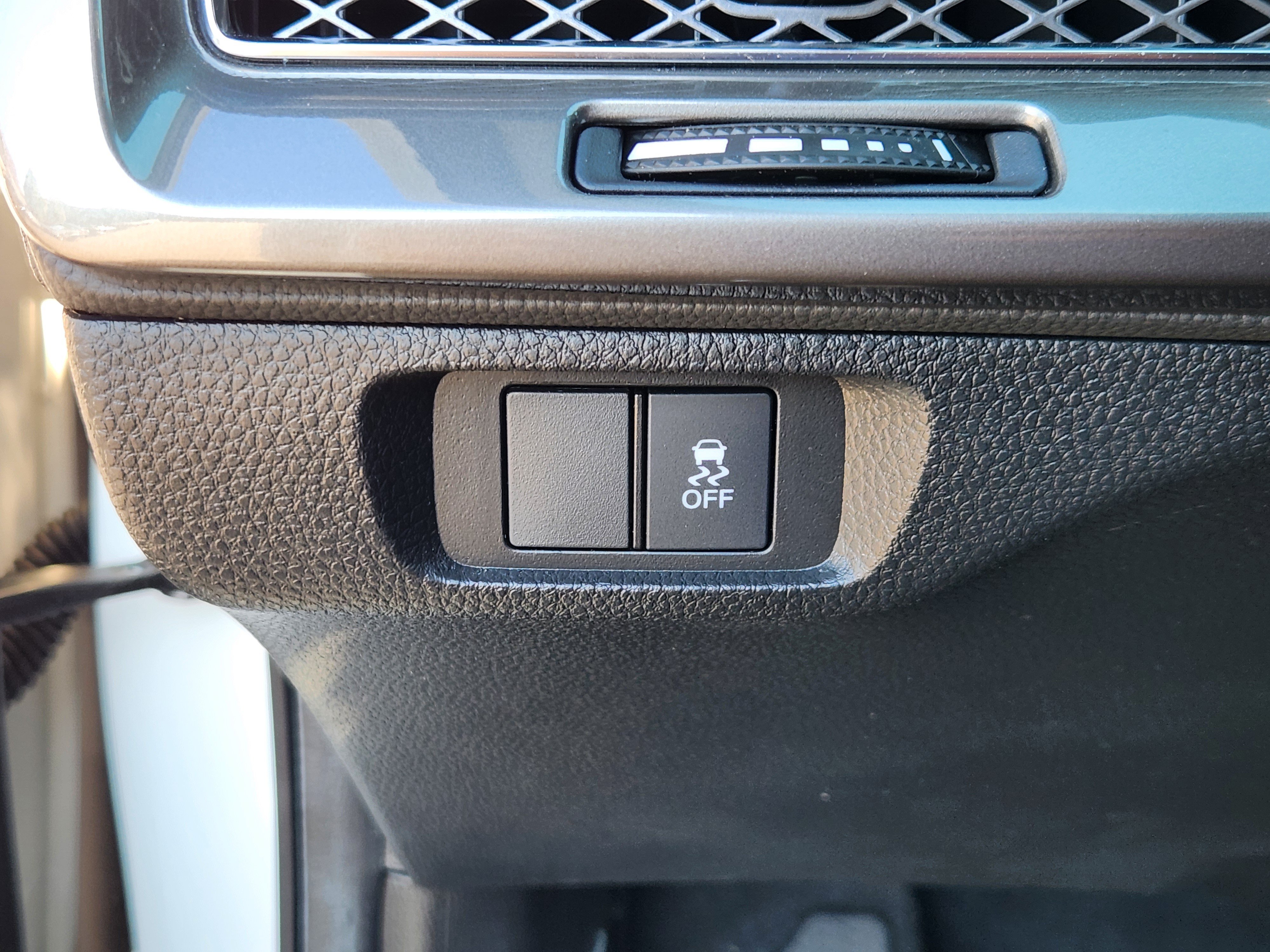 Certified 2026 Acura Integra FWD image 25